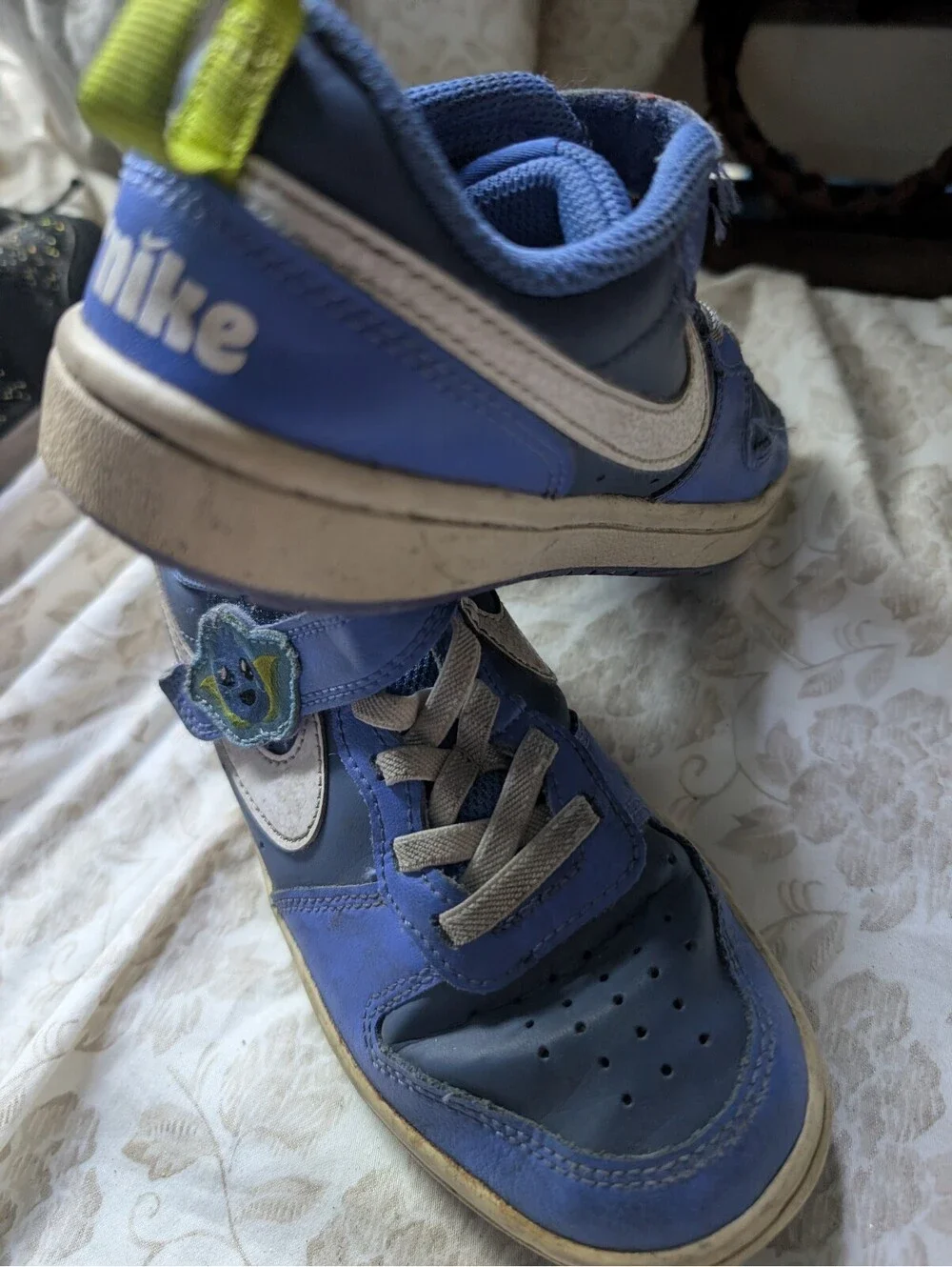 Nike Kids' Blue and White Sneakers with Character Patch Size 12.5C